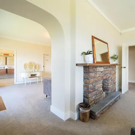 Bay Nest Дом отдыха